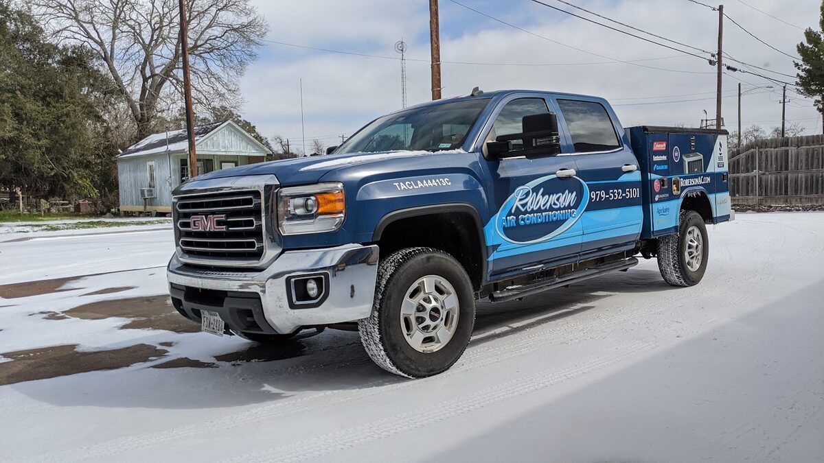 roberson-air-conditioning-service-pickup-truck-residential